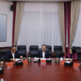 省直中医医院党委书记伍世葵一行来茶调研 共商医疗健康领域深化合作