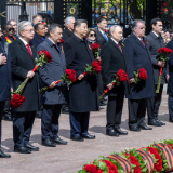 习语丨习近平为何强调“坚持正确二战史观”？