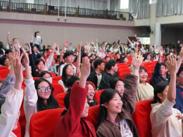 茶陵检察双校同步开讲  法治护航青春成长