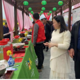 秩堂镇：“学雷锋 树新风”志愿红守护油菜黄