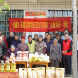 茶陵：志愿者弘扬雷锋精神情暖敬老院