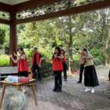 严塘镇开展“党建带团建·绽放‘青’光彩”青年节系列活动