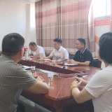 何文龙到下东街道沿河村调研乡村振兴工作