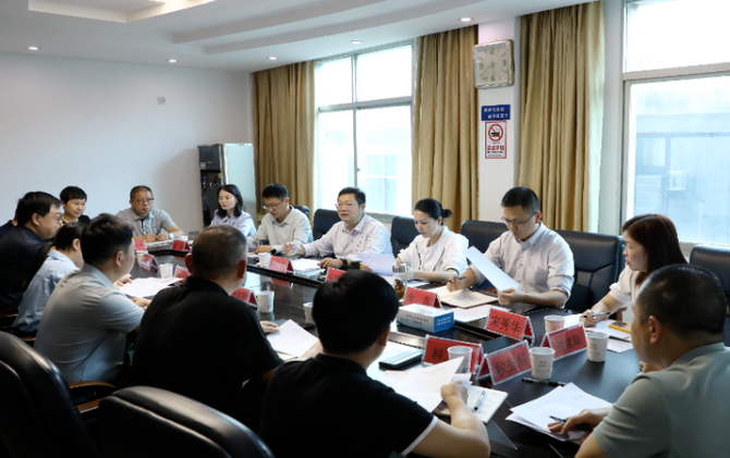 杨红兵调度 “四上” 企业培育工作推进情况