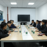 朱毅强调研园区重点企业