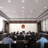 杨红兵参加县政府办党支部3月份主题党日活动