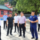 杨红兵带队督导打非治违、烟花爆竹整治工作