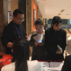 茶陵县第十八届人民代表大会第六次会议：人大代表报到 