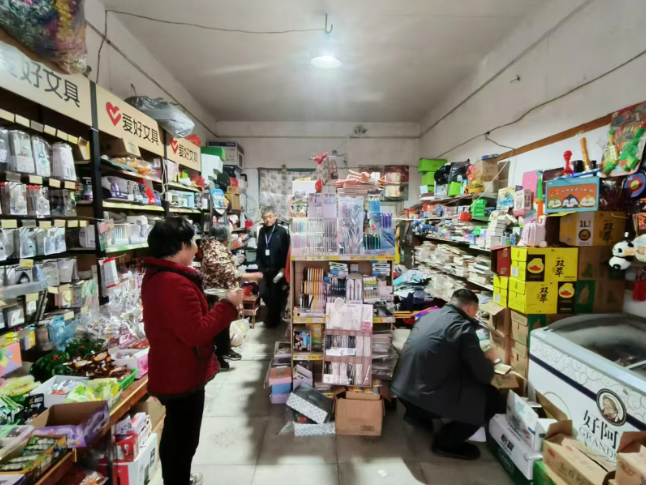 茶陵县市监局开展校园周边商品安全专项检查