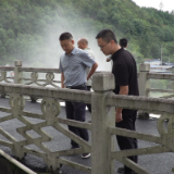 余霆到湖口镇督导调度青年电站防汛工作