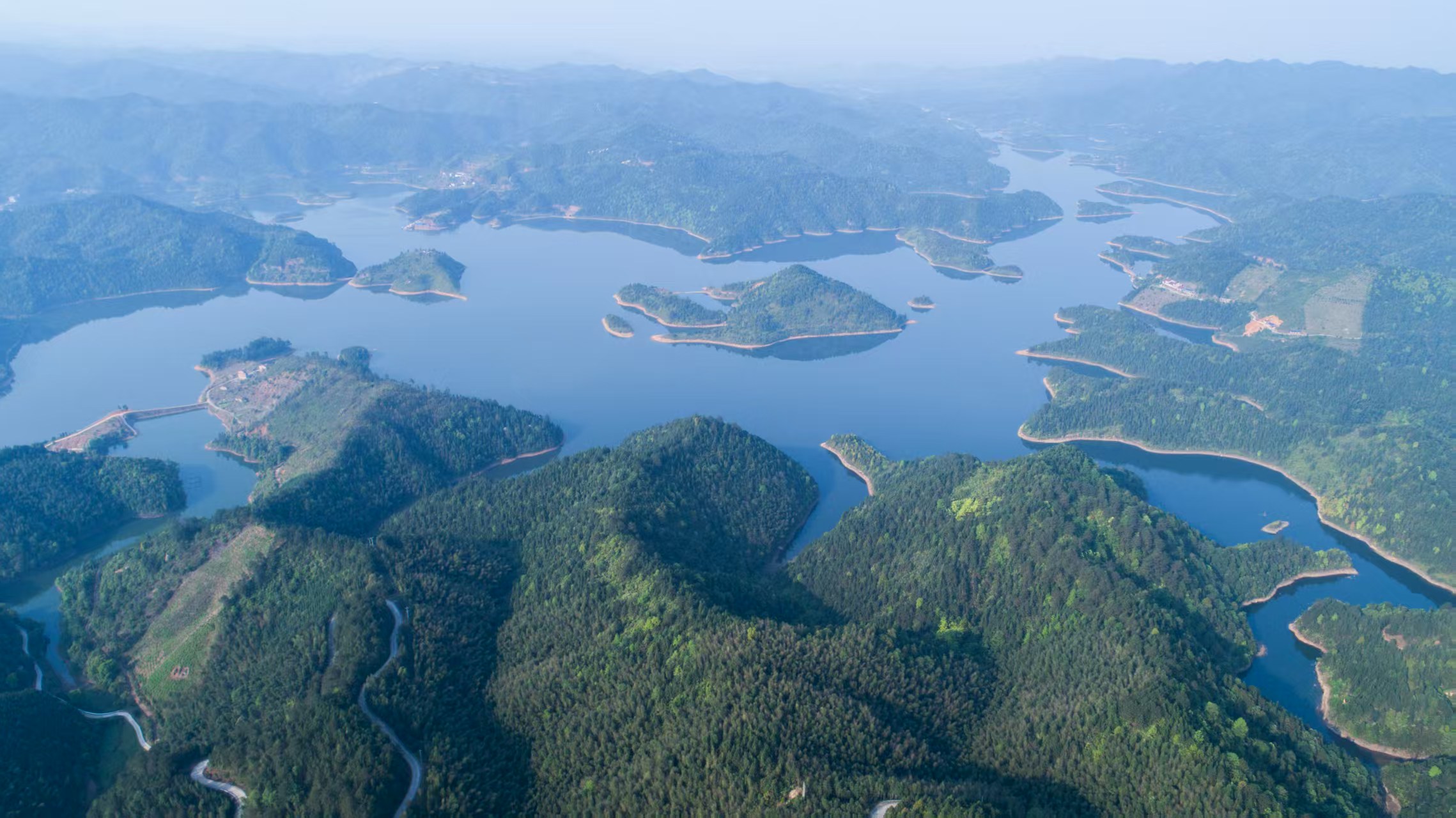 微信图片_20251016110104.jpg 微信图片_20251016110104.jpg