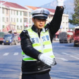 【树身边典型 护一方平安】李建文：城区道路上的忠诚守护者