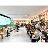 解放学校:读书活动赋能家校共育
