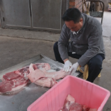 客家腊肉飘香 熏出浓浓年意