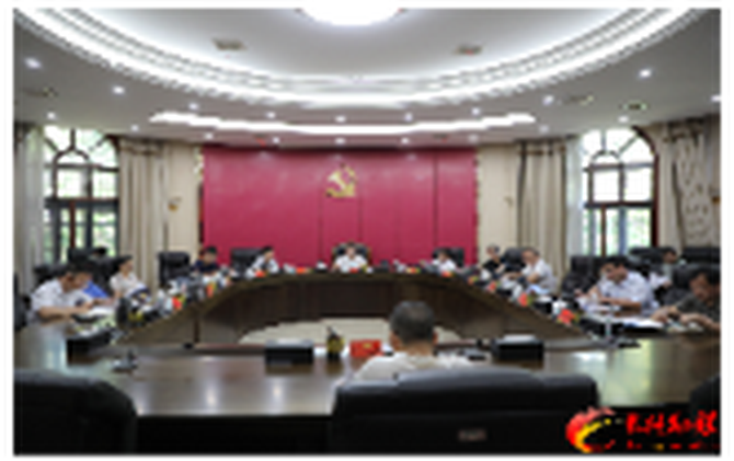 杨红兵主持召开县委常委会2026年第17次会议
