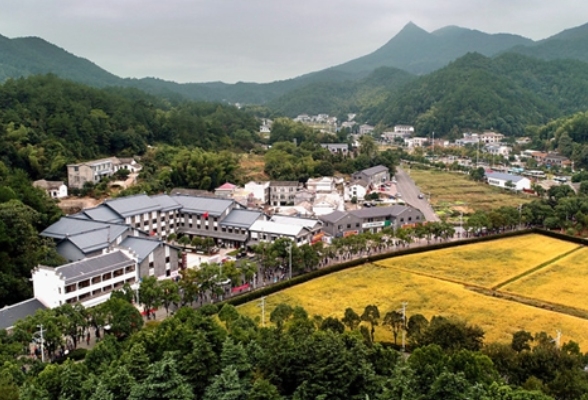 何以韶山：以文明星火燎原城乡沃土——韶山统筹城乡精神文明建设的实践密码与时代答卷