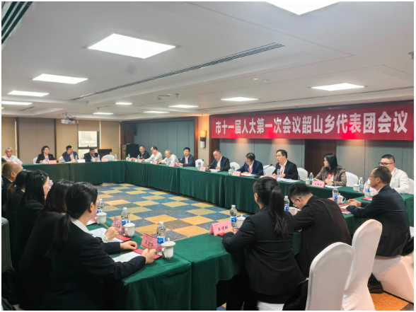 【聚焦两会】 喻志军、邓望军参加各代表团讨论 