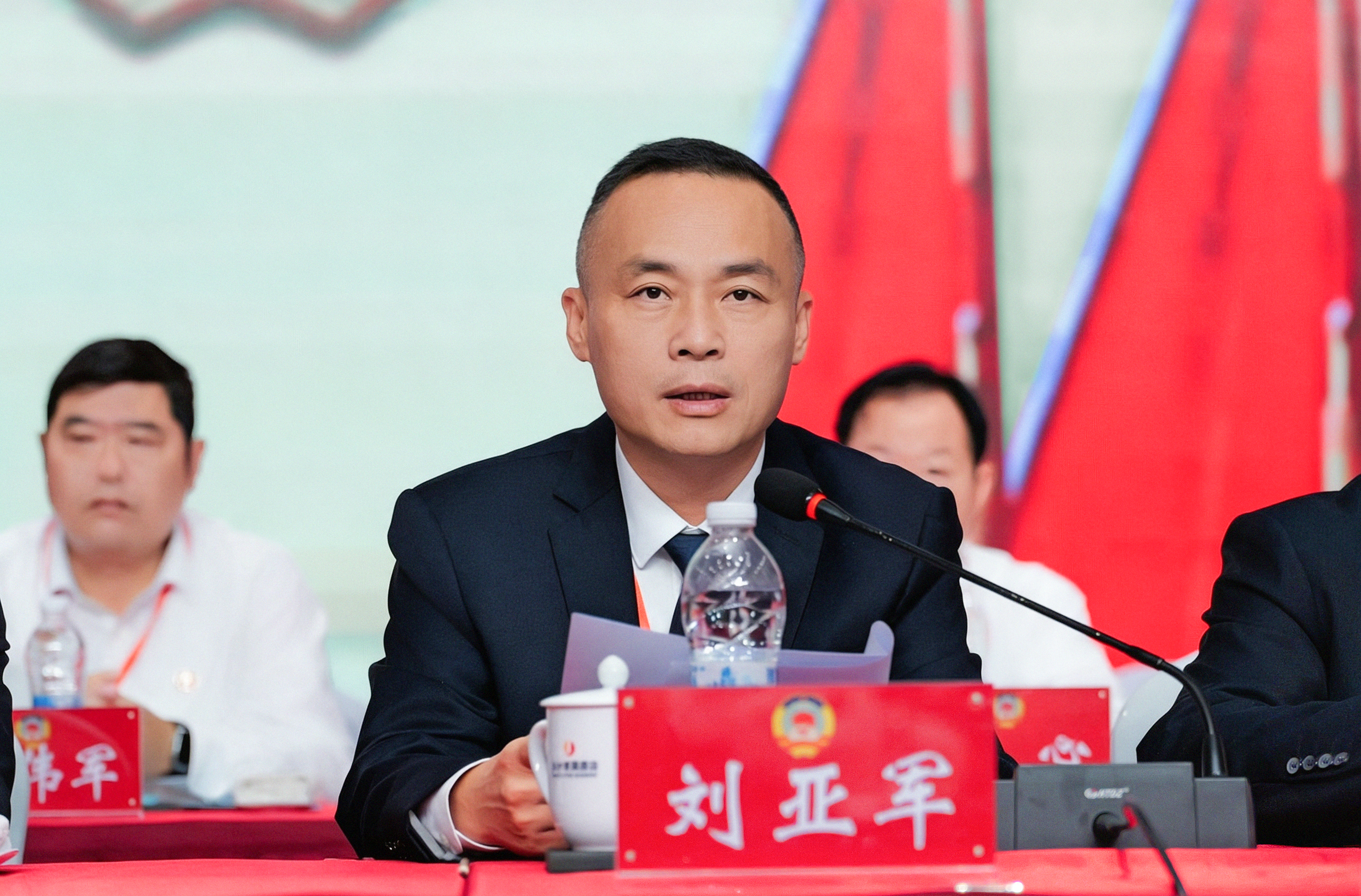刘亚军.png 刘亚军.png