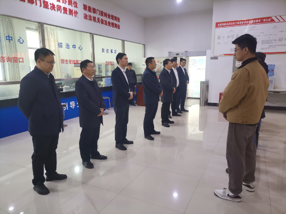 新春首个工作日 市领导开展走访慰问