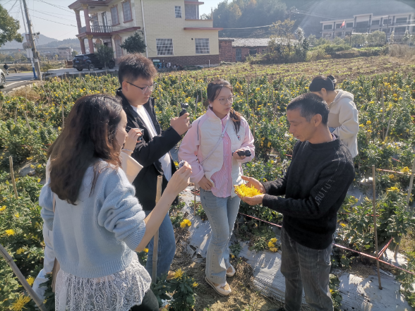 “新风里的湘潭”——“拍湘潭”采风活动走进韶阳村