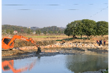 赶趁晴空好 冬修水利忙