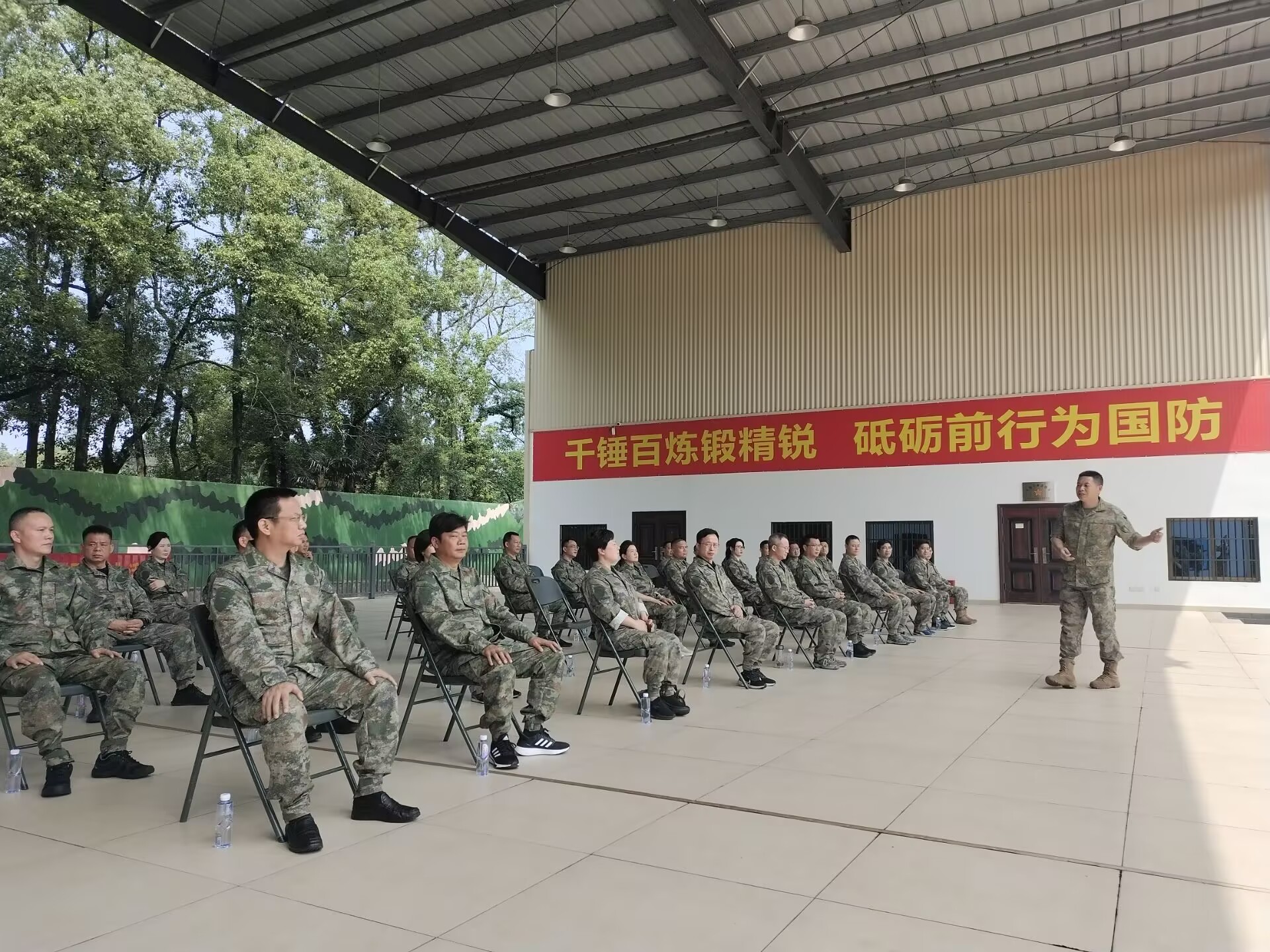 5e78fbf29bd8b58ac1aece2eea49a7c3.jpg