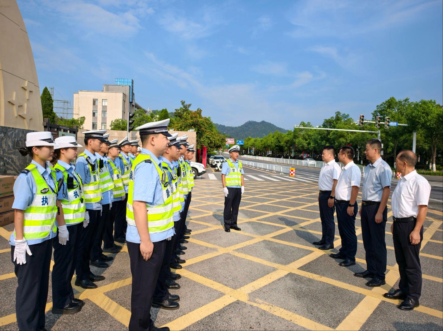 曹带队1.jpg
