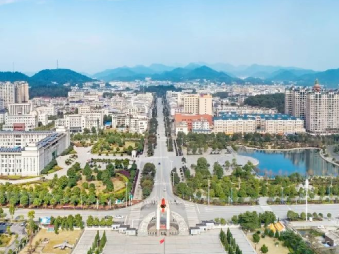 【旅发大会文明时评2】 以正确政绩观引领百日攻坚  让旅发盛会惠及长远 ——韶山办会兴城的价值坚守