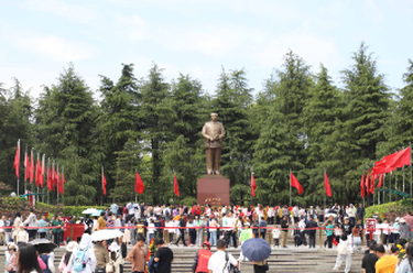 韶山——延安开通直达动车 两座红色地标 一脉精神传承