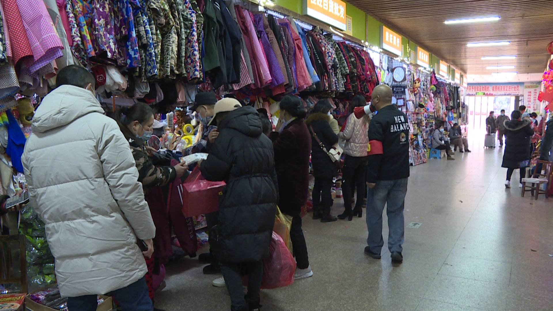 大市场5.JPG
