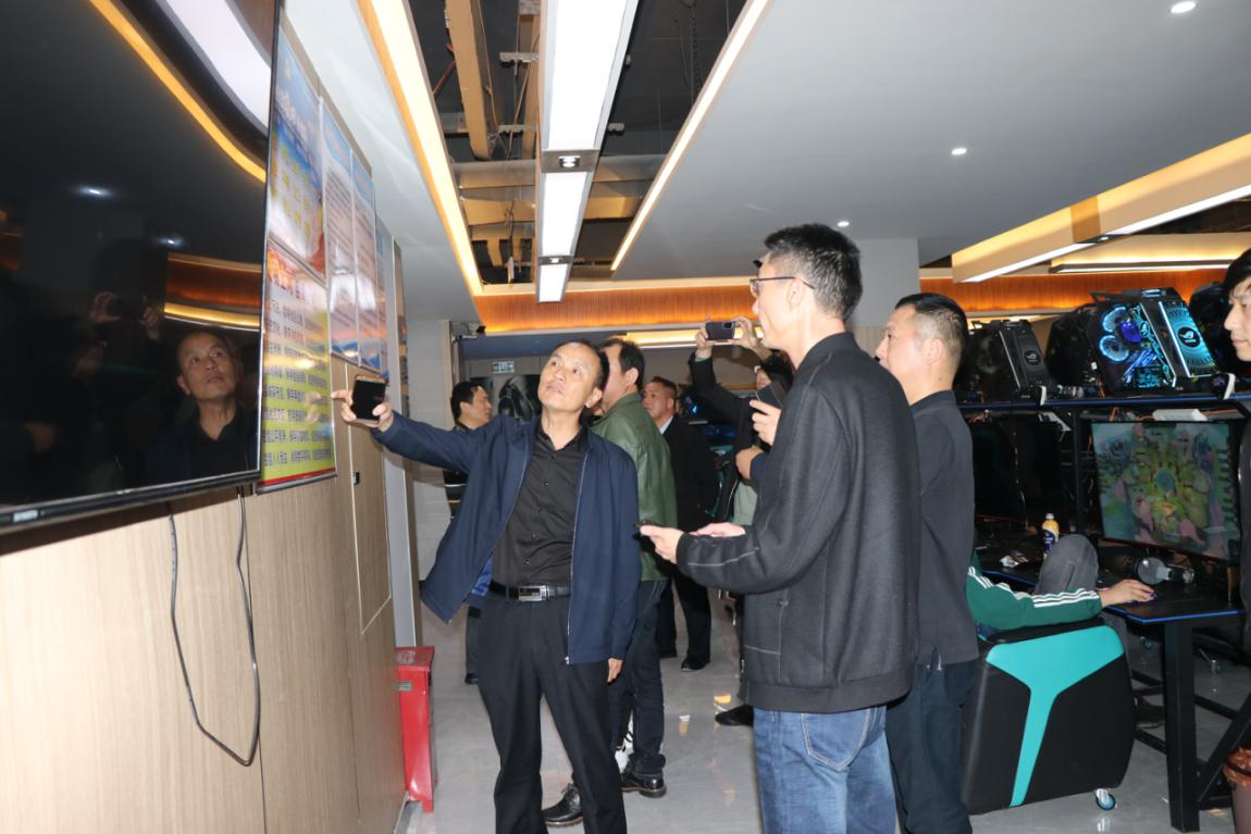 图片2.png 图片2.png