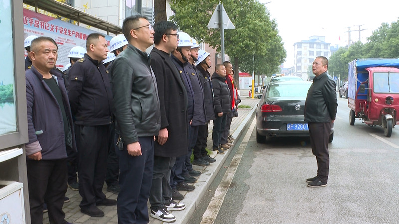 城管_副本.jpg 城管_副本.jpg