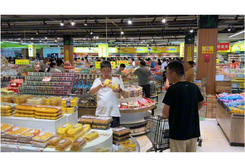暑期夜经济释放活力 商圈消费热力十足