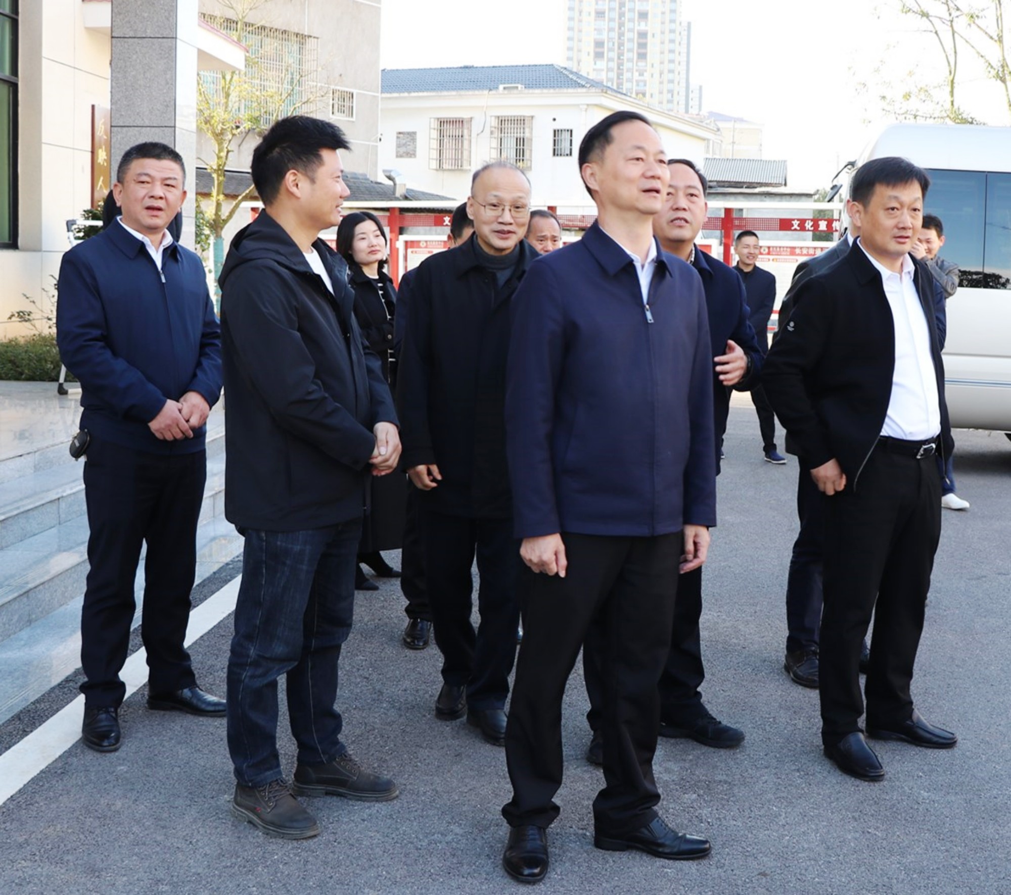 书记人大.jpg0.jpg