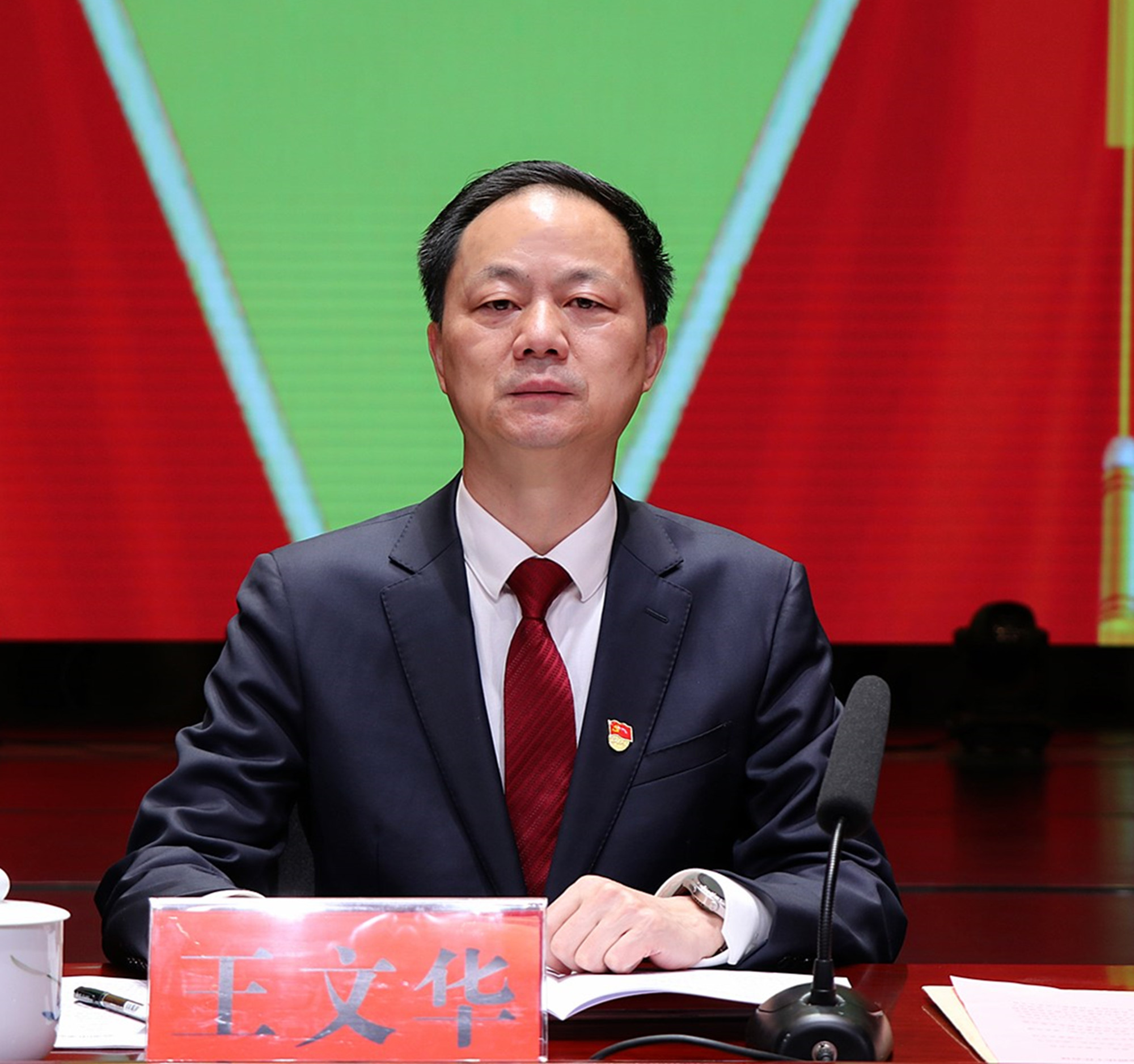 政法1.jpg