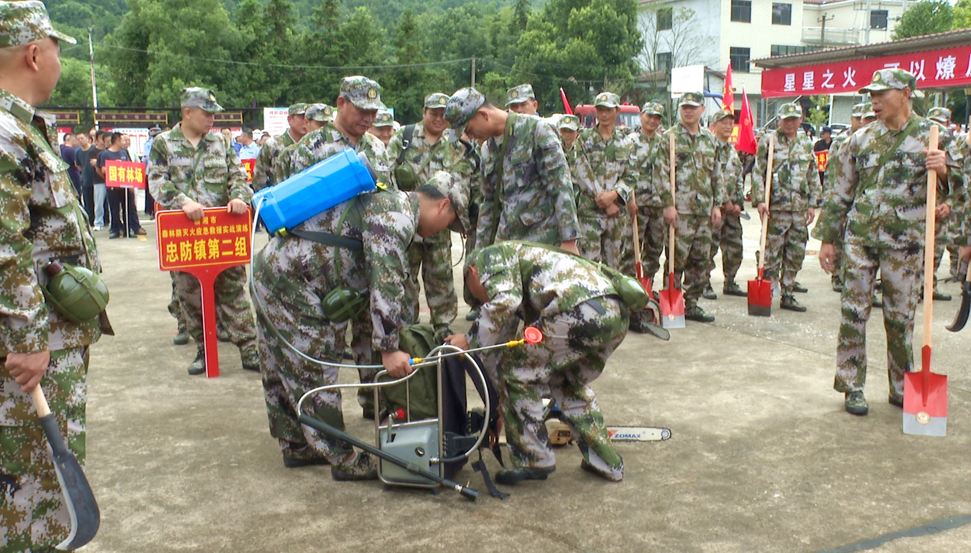 应急演练009_副本.jpg
