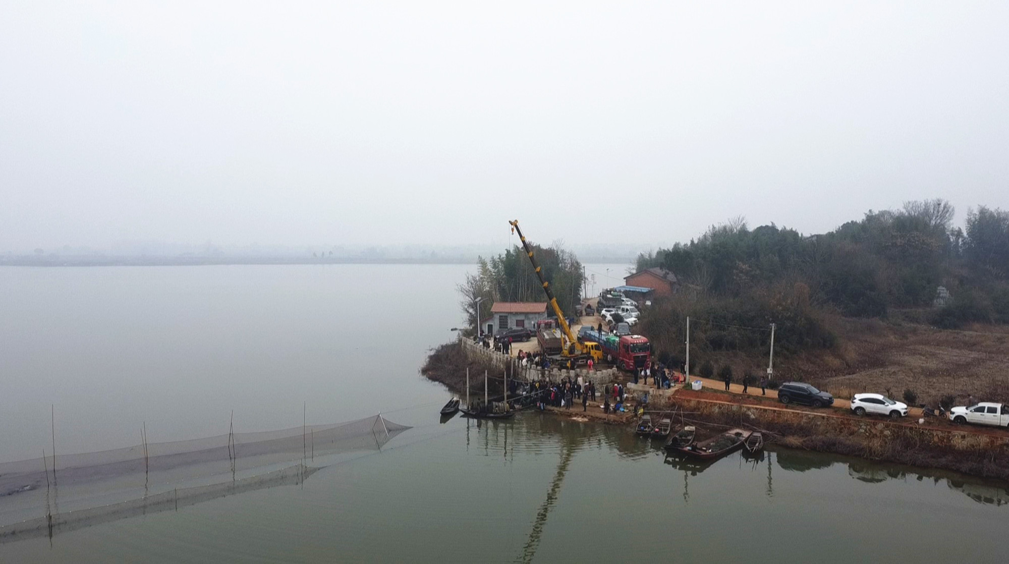 涓湖捕鱼003_副本.jpg 涓湖捕鱼003_副本.jpg