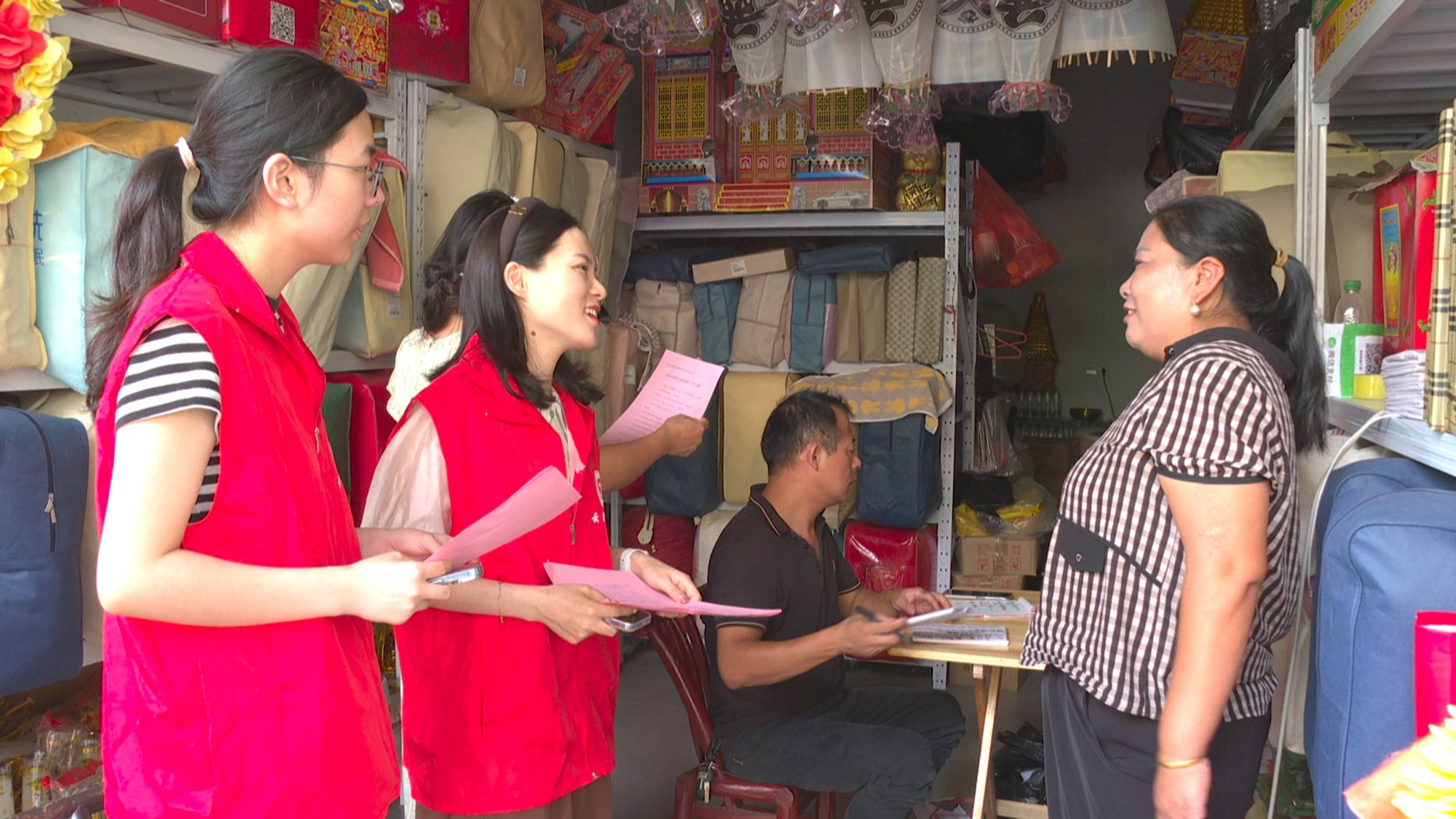 云湖街道：倡导移风易俗  弘扬文明新风_副本.jpg