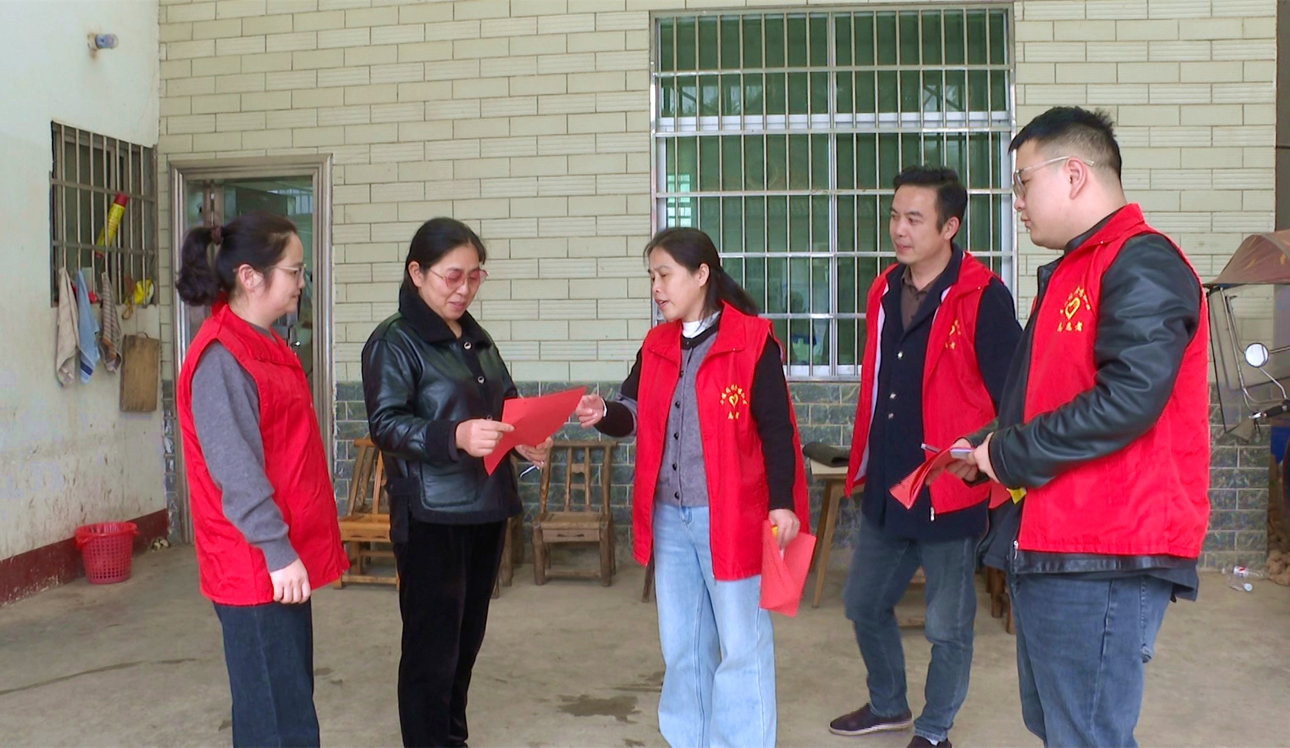 羊楼司金鸡_副本.jpg 羊楼司金鸡_副本.jpg