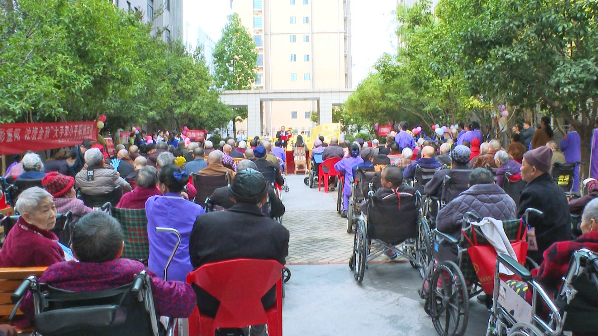 市康年养老服务中心重阳节.jpg 市康年养老服务中心重阳节.jpg
