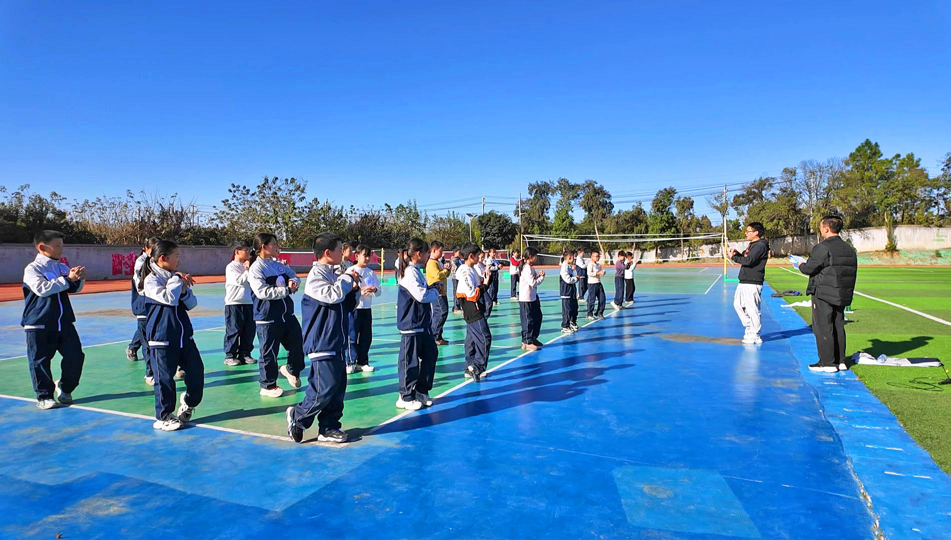 定湖中学3.jpg 定湖中学3.jpg