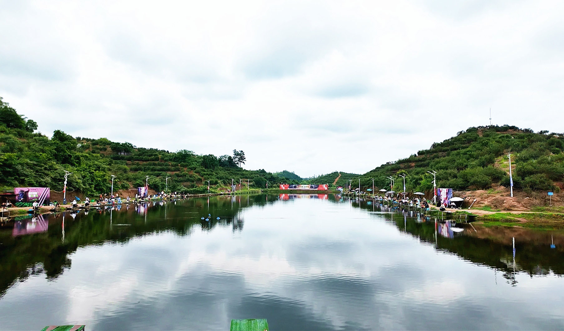 0612 長塘鎮(zhèn)古洞村:發(fā)展休閑產(chǎn)業(yè) “垂釣經(jīng)濟(jì)”熱起來_副本-1.jpg 0612 長塘鎮(zhèn)古洞村:發(fā)展休閑產(chǎn)業(yè) “垂釣經(jīng)濟(jì)”熱起來_副本-1.jpg