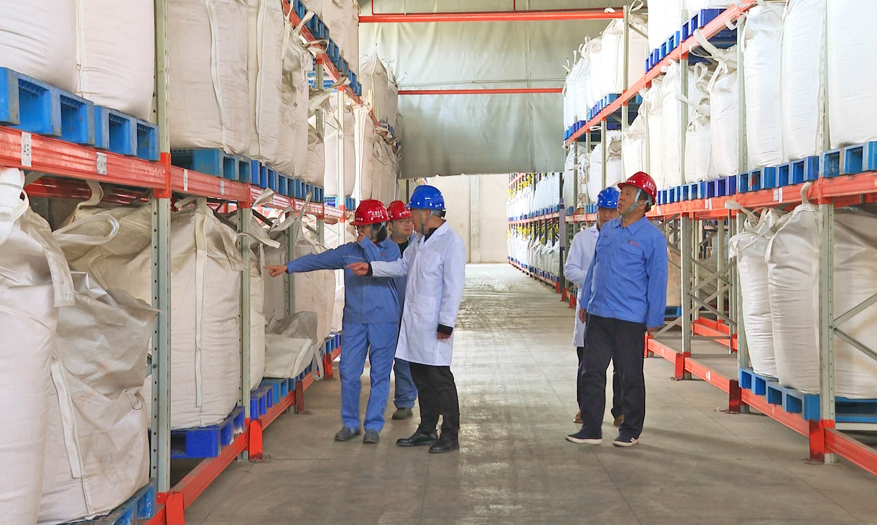 0316 市商务粮食局:企业服务进车间 精准帮扶解难题2.jpg 0316 市商务粮食局:企业服务进车间 精准帮扶解难题2.jpg