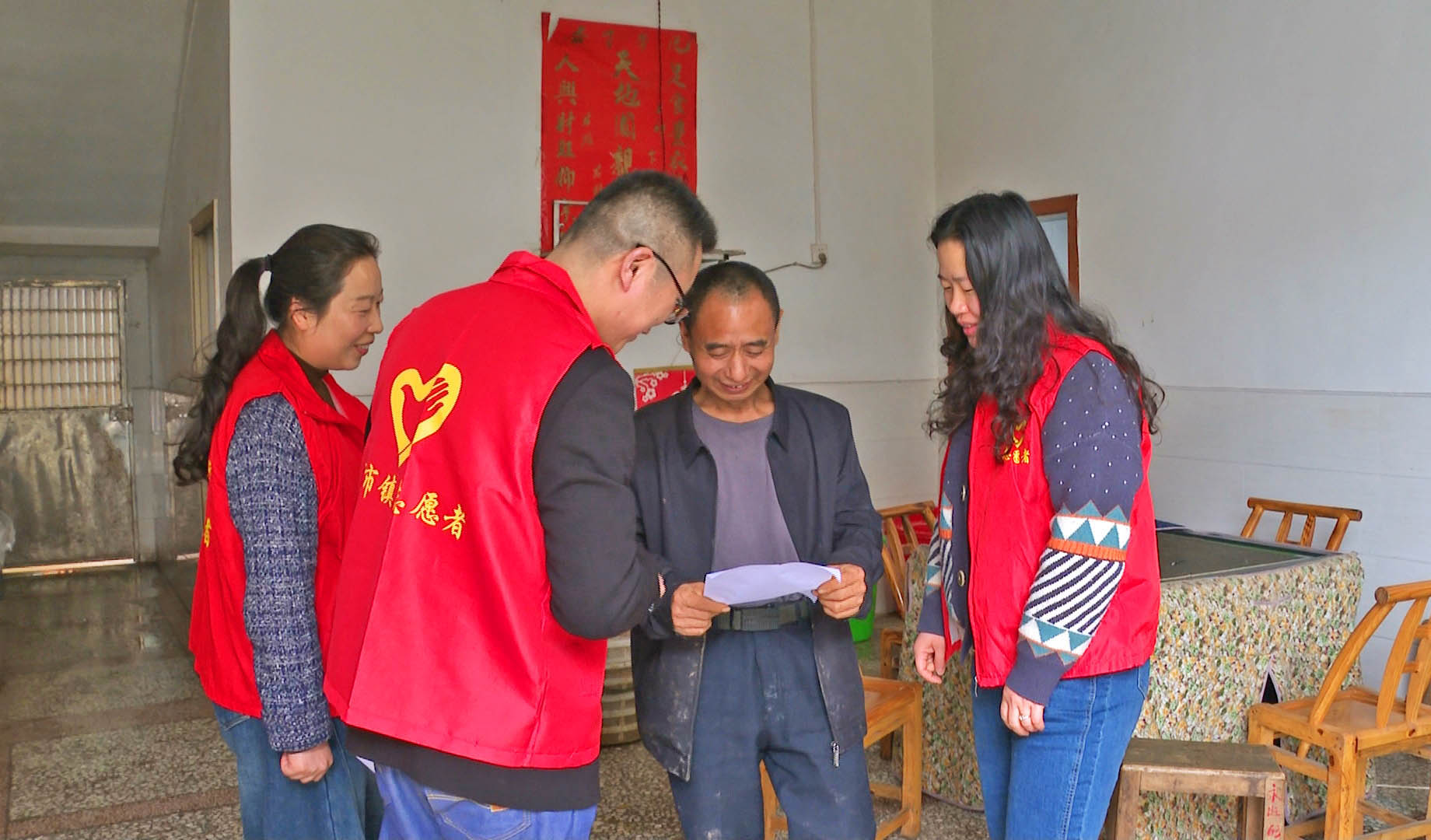 0403 聂市镇源潭社区：传文明祭扫理念 筑清明安全防线1.jpg