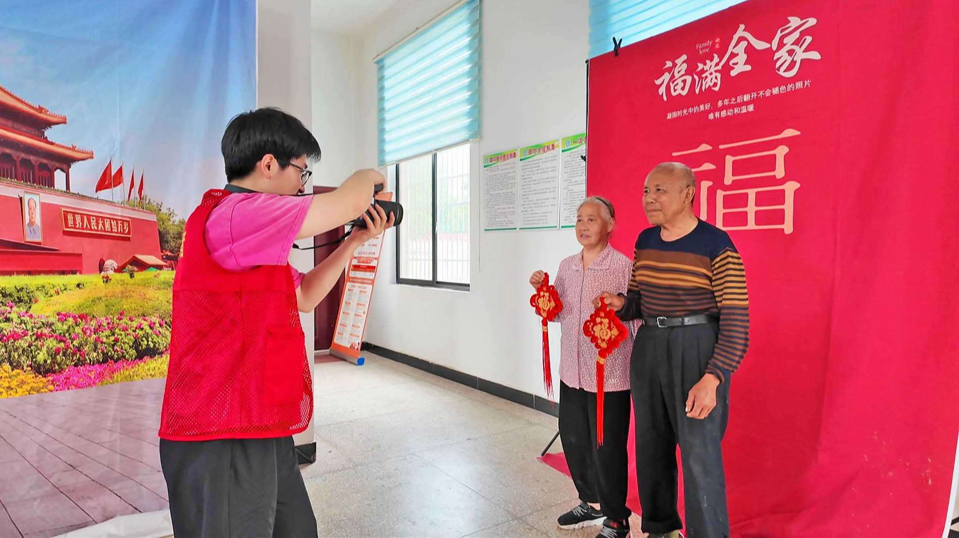 长安拍照.jpg 长安拍照.jpg