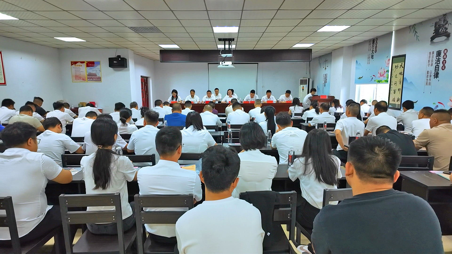 0703詹桥镇召开“七一”表彰大会.jpg