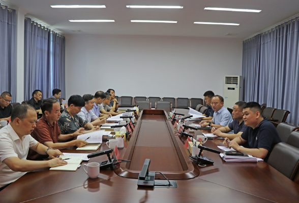 刘琦赴市政协征求党代会报告意见建议