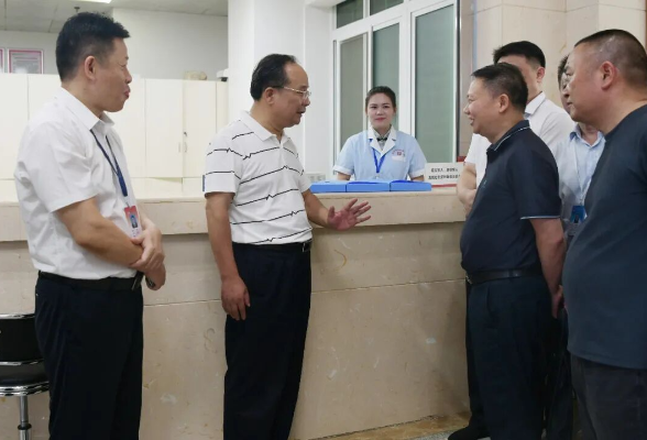 【大兴调查研究】谢运策来我市督导群腐集中整治工作