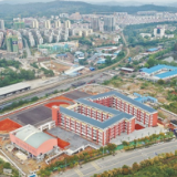 【湖南日报】建新校化解“大班额”