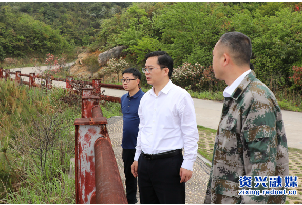 杨理诚调研兴宁-回龙山公路建设情况